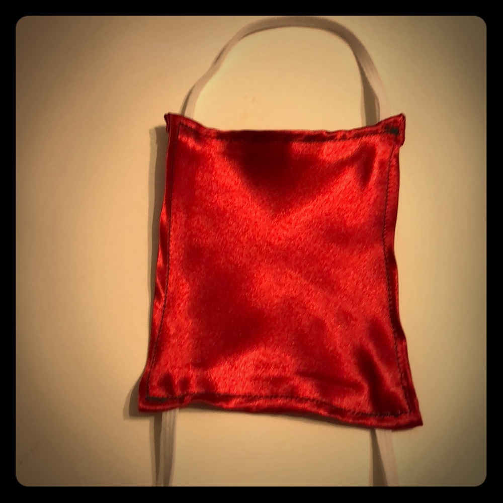😷 face mask red satin